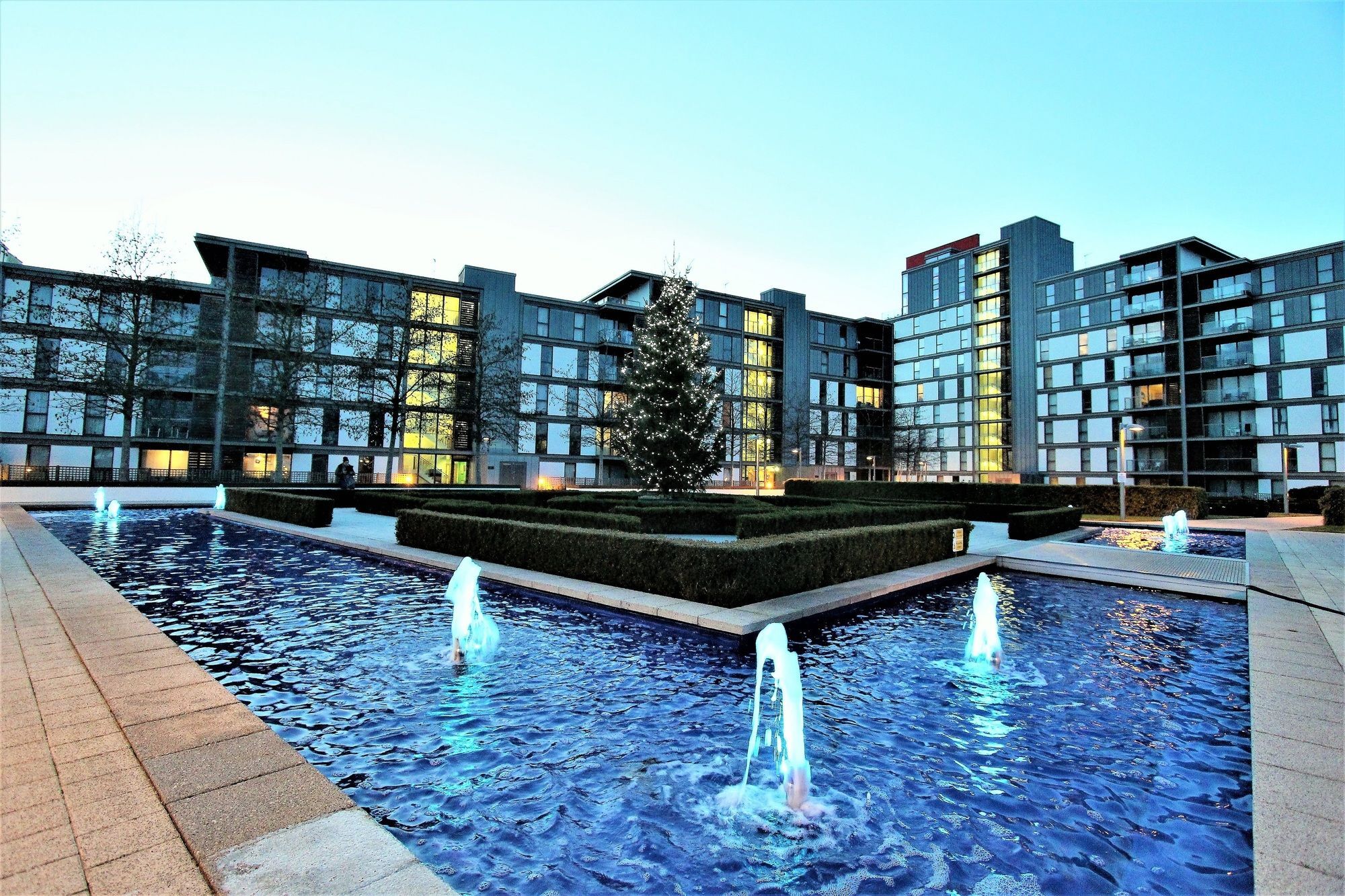 Central Mk Apartments Milton Keynes Exterior photo